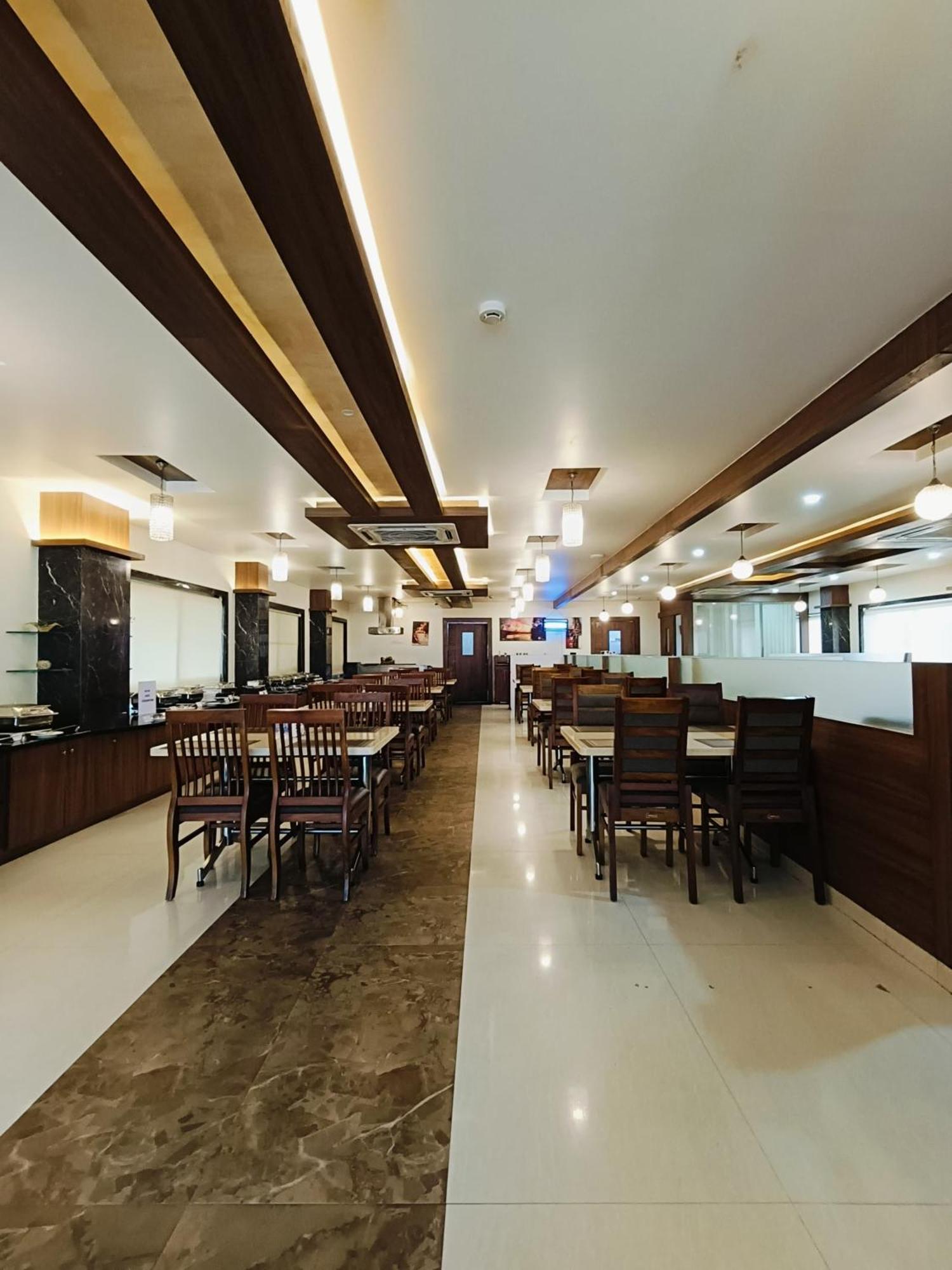 Holiday Residency Coimbatore Exterior photo